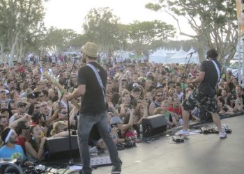 Romney, McCain speak at Balboa Park for Memorial Day