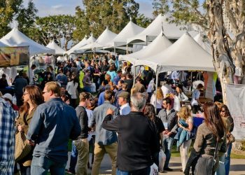 Drink Shrink: Support your local beverage scene during the holidays