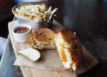 Vegan meals for carnivores