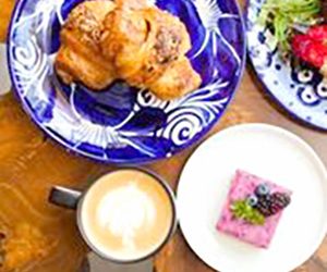 Nonprofit dental center creates hundreds of smiles for low-income seniors