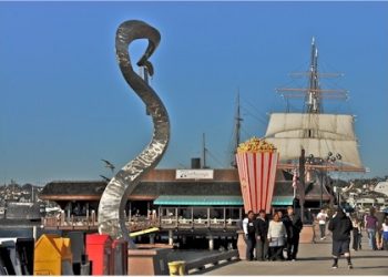 Newest "Urban Trees" Invite Walk Along the Embarcadero