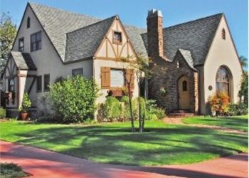 1Mission Opens to Mixed-Use Praise