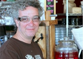 Dinosaurs roar to life at Balboa Park