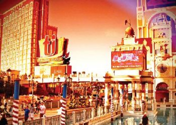 Red, white and blue in Mission Hills