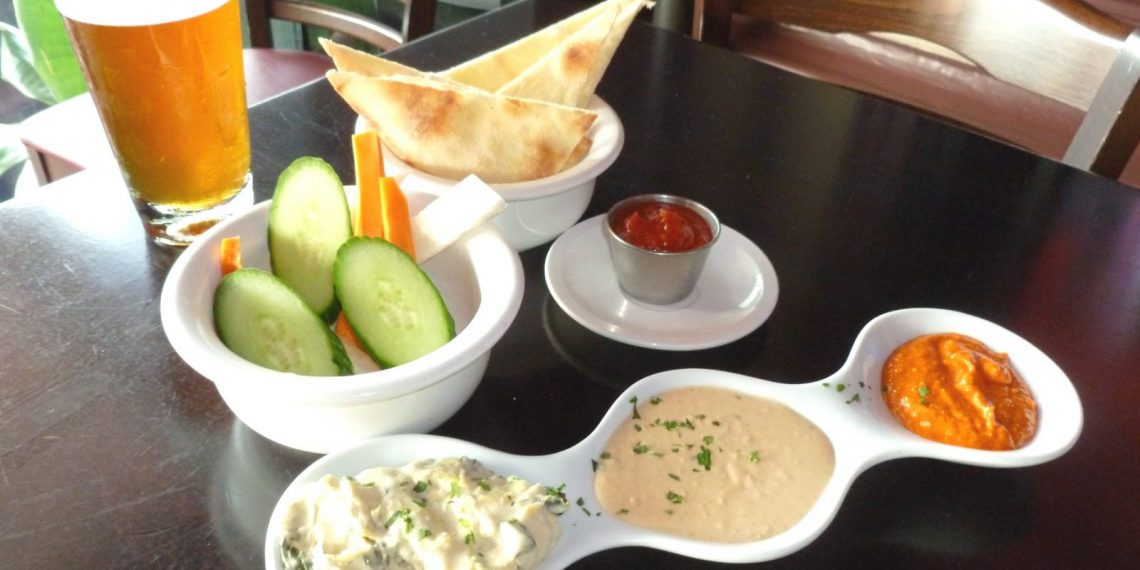 An East Coast Feel at West Coast Tavern