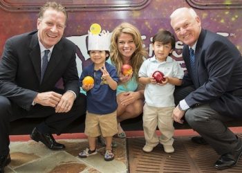 Council moves forward with bike-sharing program