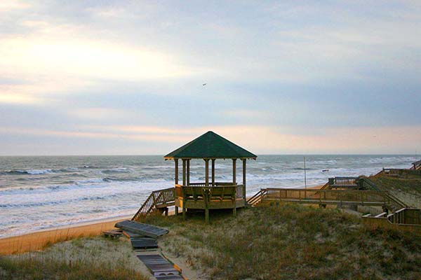 Wind, sand and waves