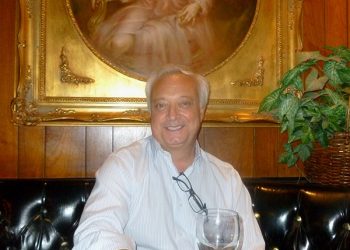 Mission Hills man shakes up world of romance writers