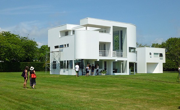 ‘Machine for living’