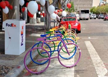 Celebrate the arts at heART of Mt. Helix