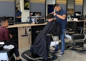 Brightside Barber opens