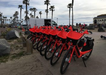 Big, wet burritos roll into La Mesa