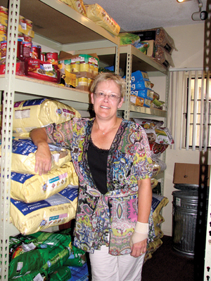 PAWS San Diego provides support to the chronically ill, needy seniors and their pets