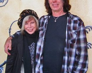 Uptown Calendar Jan. 4 - 17