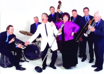 Tribute-band impersonator Levine making a real name for himself