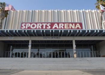 MONSTER GOURD: THIS ONE’S GOING TO TAKE AWHILE TO CARVE