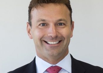 Surprise ‘Star Wars’ concert sends Comic-Con fans into orbit