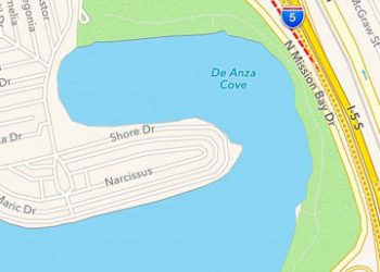 Strong women tackle Alzheimer's on the gridiron