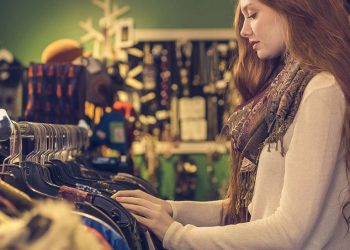 Ocean Beach Holiday Parade celebrates California Dreamin’ in the Season of Love