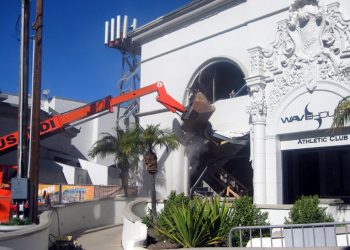 Groundbreaking ceremony for Plunge pool rebuild at Belmont Park