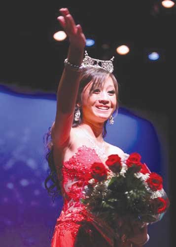 La Jolla student crowned Miss San Diego