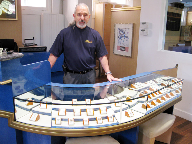 Personalized service and experience at A.L. Jacobs and Sons jewelry