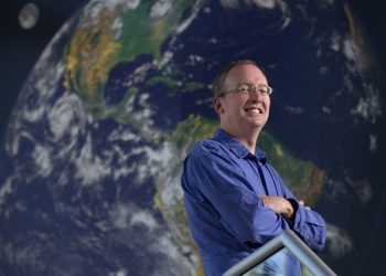 Come celebrate Women’s Dive Day at La Jolla Shores