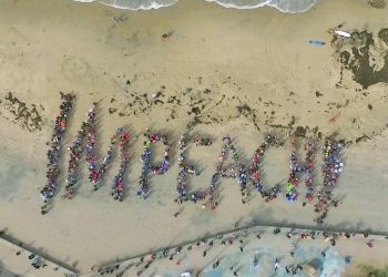 Spring cleaning in Ocean Beach