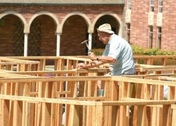 Nomads get kick from summer ball