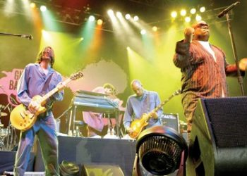 Bishop's gridders roll; Vikes, Torreys fall