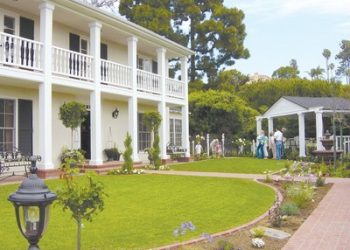 Voters give props to the mayor on pension reform and managed competition