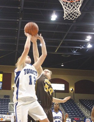 Lady Torreys make it lucky 7