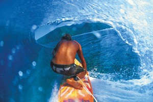 The Wave' breaks at CenterLight Gallery