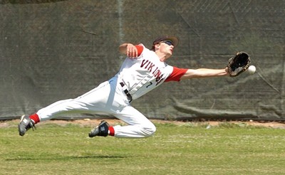 Sluggers notch wins on baseball diamond