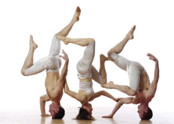 Artist captures thrill of the race