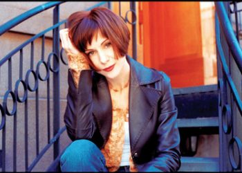 Artist captures thrill of the race