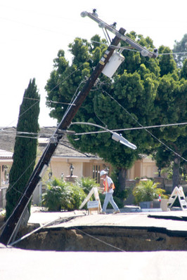 Crews begin restoring Soledad road