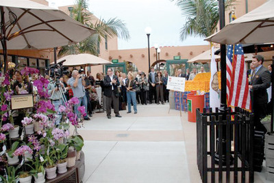 Liberty Station gala kicks off SDFB's Holiday Food Drive