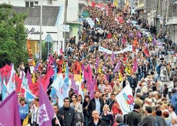In-water displays mark sixth Sunroad boat show