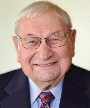 Gift to UCSD library honors legacy of late Holocaust survivor Lou Dunst