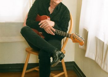 Wine is the word of choice in Larry Zeiger’s ‘Nice Legs’