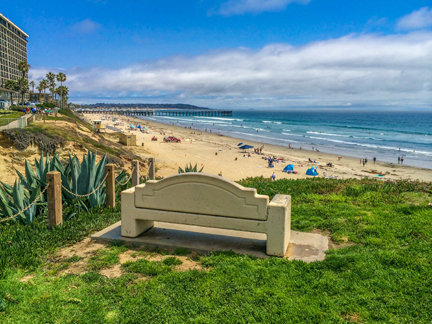 Clean Beach Coalition to add trash cans to beaches and bays for Fourth of July