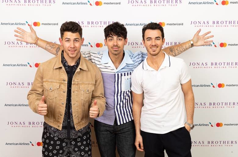 Jonas Brothers announce San Diego stop on tour and other briefs