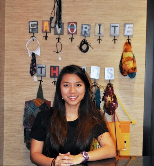 Ambitious Bishop’s senior and entrepreneur markets a few of her favorite things to La Jolla