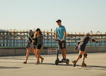 Levi Dean to perform at Songwriters Acoustic Nights