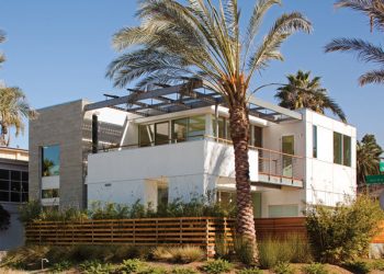 Voice of La Jolla news briefs: Kellogg Park comfort station