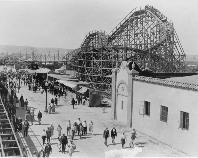 Take a bite out of the MB centennial event with ‘Jaws’ showing