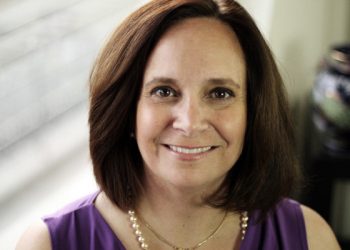 City cleans up riverbed, offers services to homeless living there