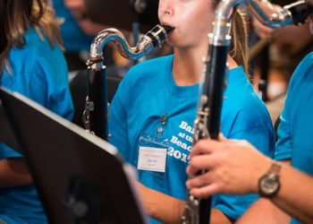 Del Mar’s Summer Racing Season is back 'Where the Turf Meets the Surf'