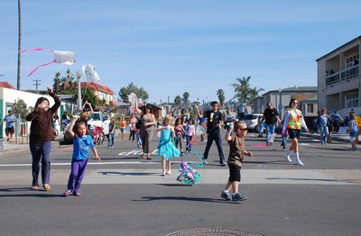 OB’s annual kite festival draws hundreds for high-flying fun